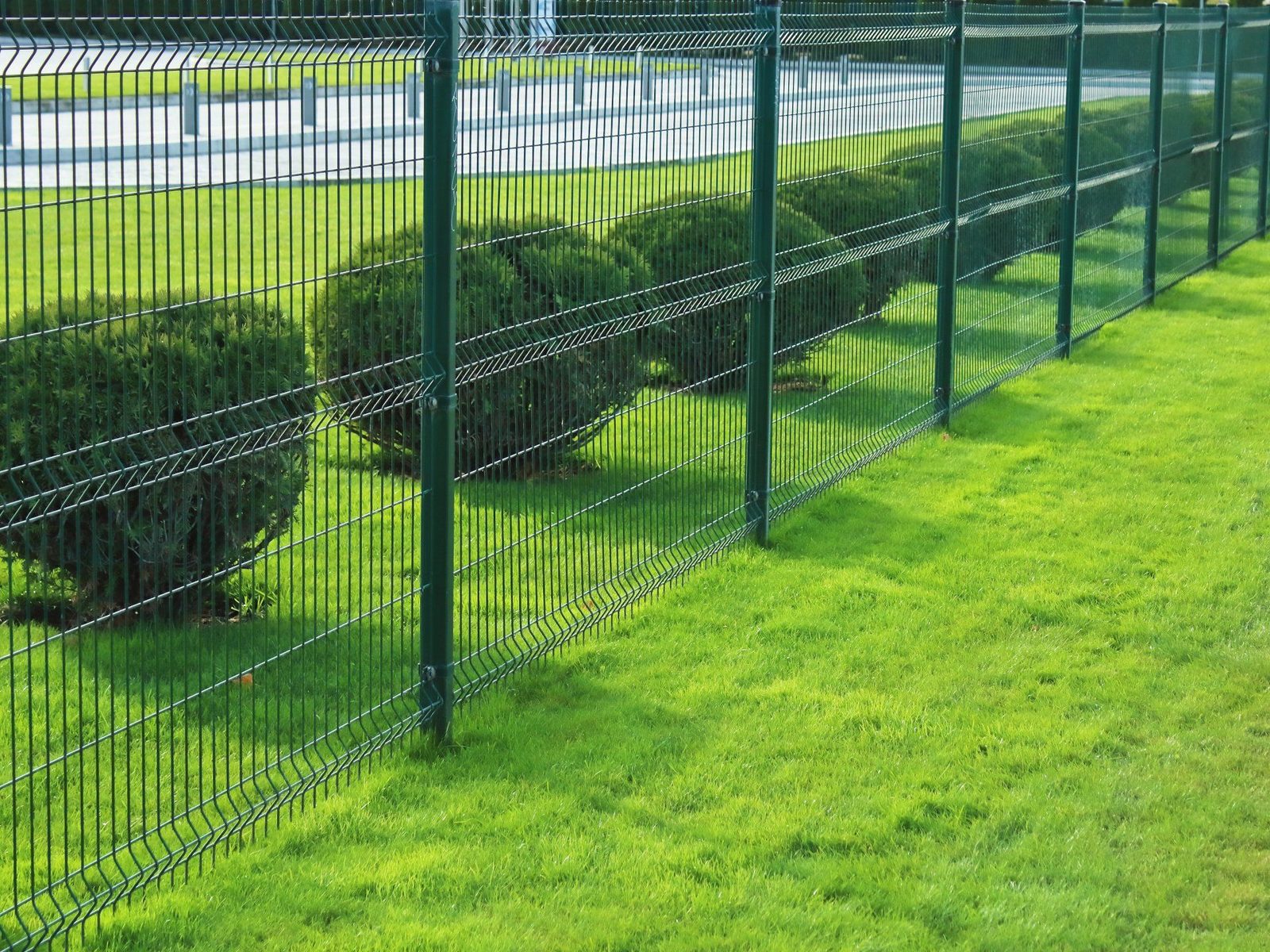 Fence company serving Center Line, Michigan