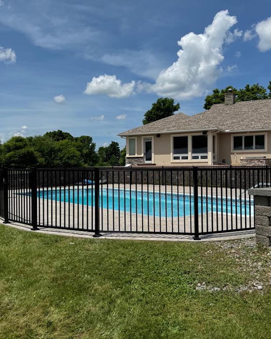 Fence company serving Birmingham, Michigan
